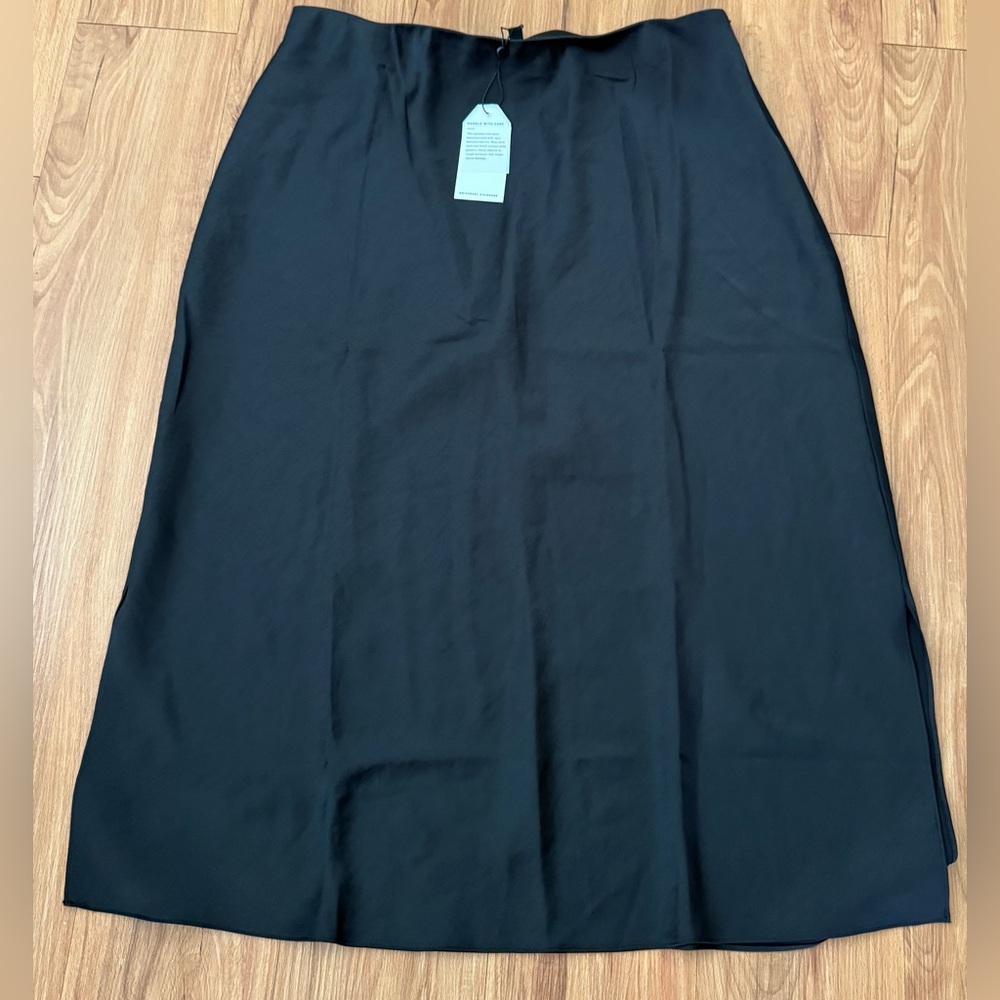 Universal Standard Black Midi Skirt-New with tags* - Picture 1 of 5